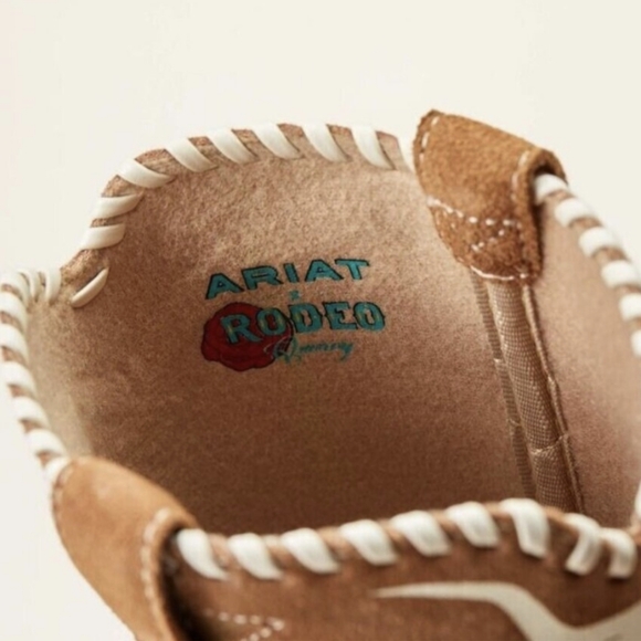 Ariat x Rodeo Quincy Boots Unisex 6M Youth or Women's size 8 - Picture 2 of 10